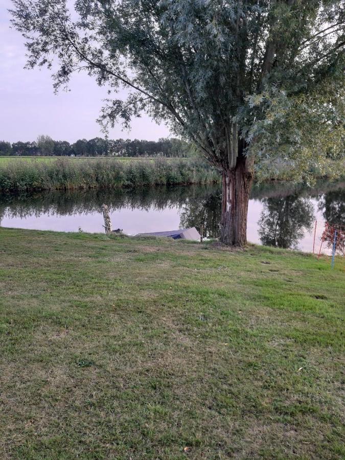 Amazing Home In Vlagtwedde, 3 Bedrooms, Recently Renovated For Recreational Purposes Only Екстер'єр фото